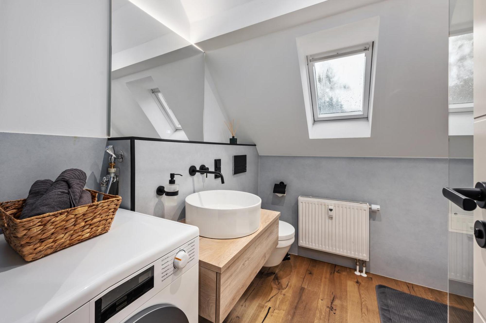 Edler Wohnraum Modernes Vorstadtstudio Mit Emma-Bett, Garten & Kaffeevollautomat Zwickau Ngoại thất bức ảnh