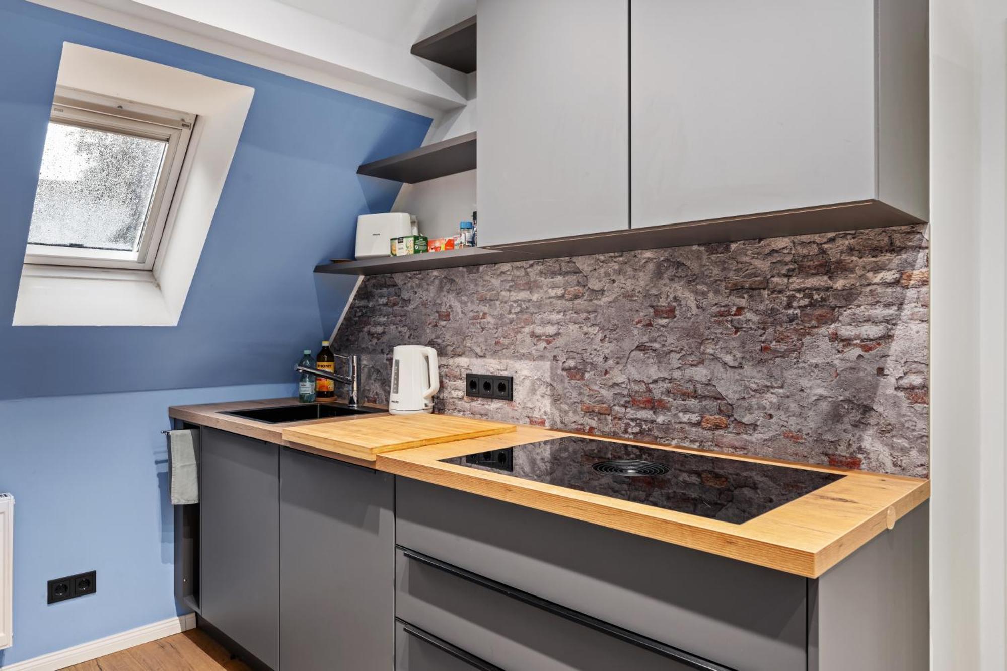 Edler Wohnraum Modernes Vorstadtstudio Mit Emma-Bett, Garten & Kaffeevollautomat Zwickau Ngoại thất bức ảnh