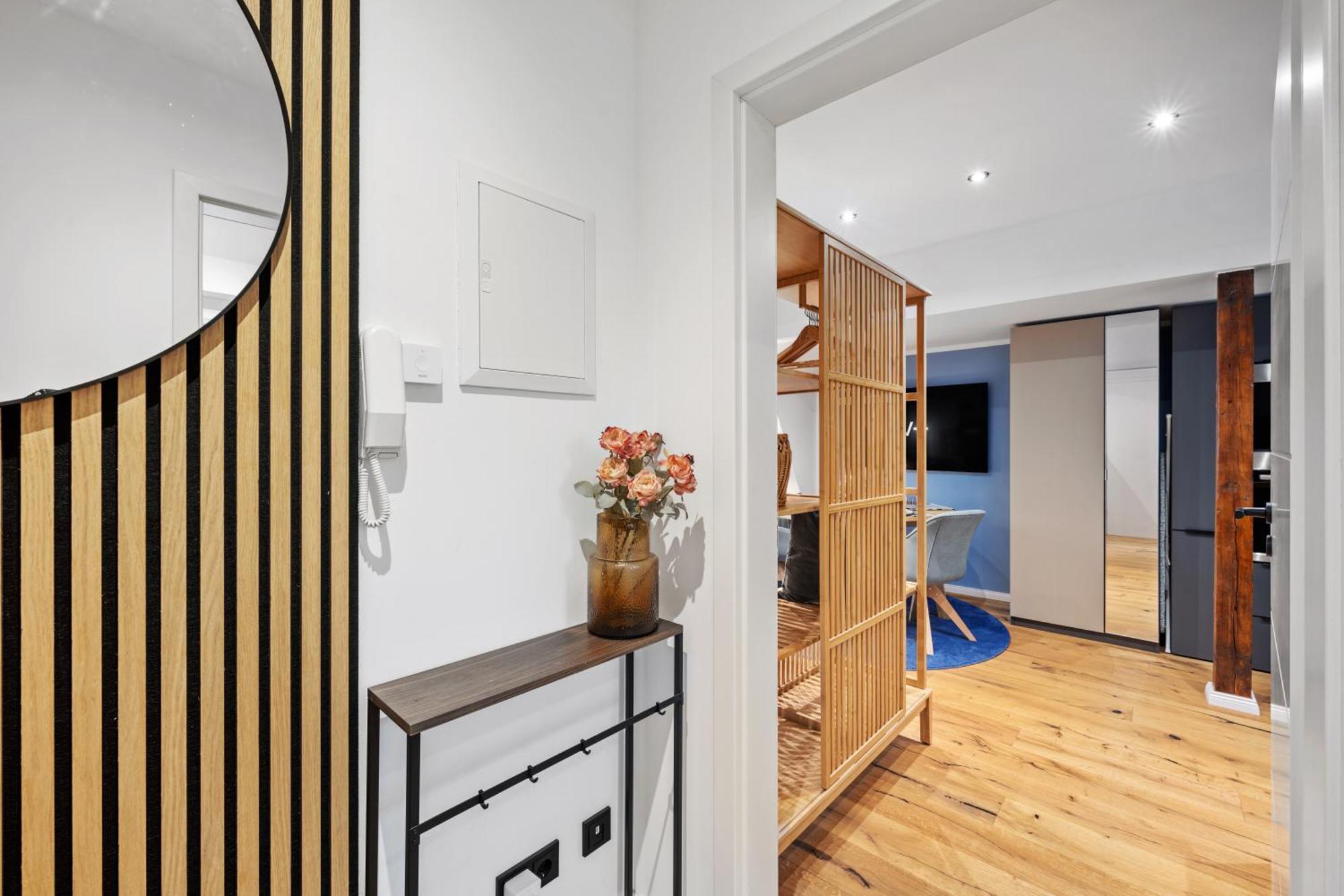 Edler Wohnraum Modernes Vorstadtstudio Mit Emma-Bett, Garten & Kaffeevollautomat Zwickau Ngoại thất bức ảnh